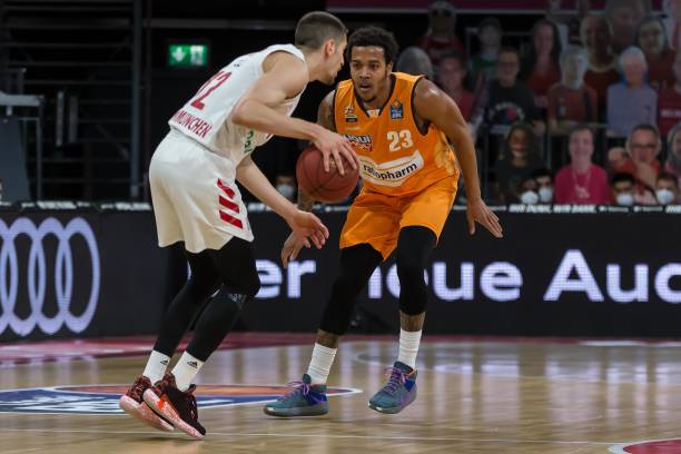 令对手望尘 令对手望尘