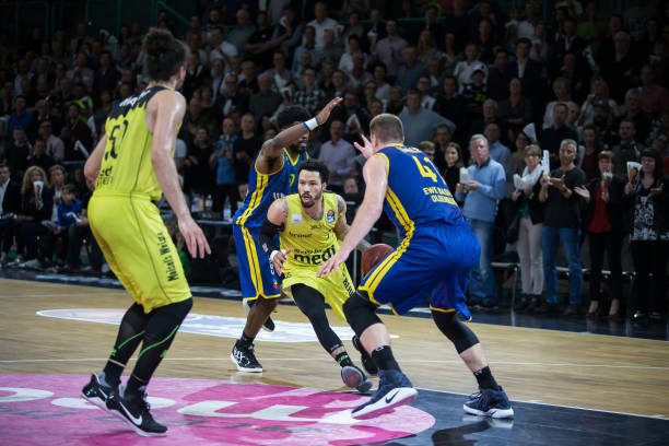 球迷们对山 球迷们对山