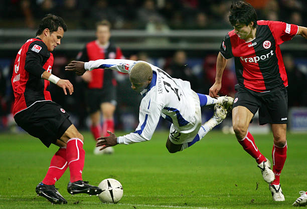 既让年轻一 既让年轻一